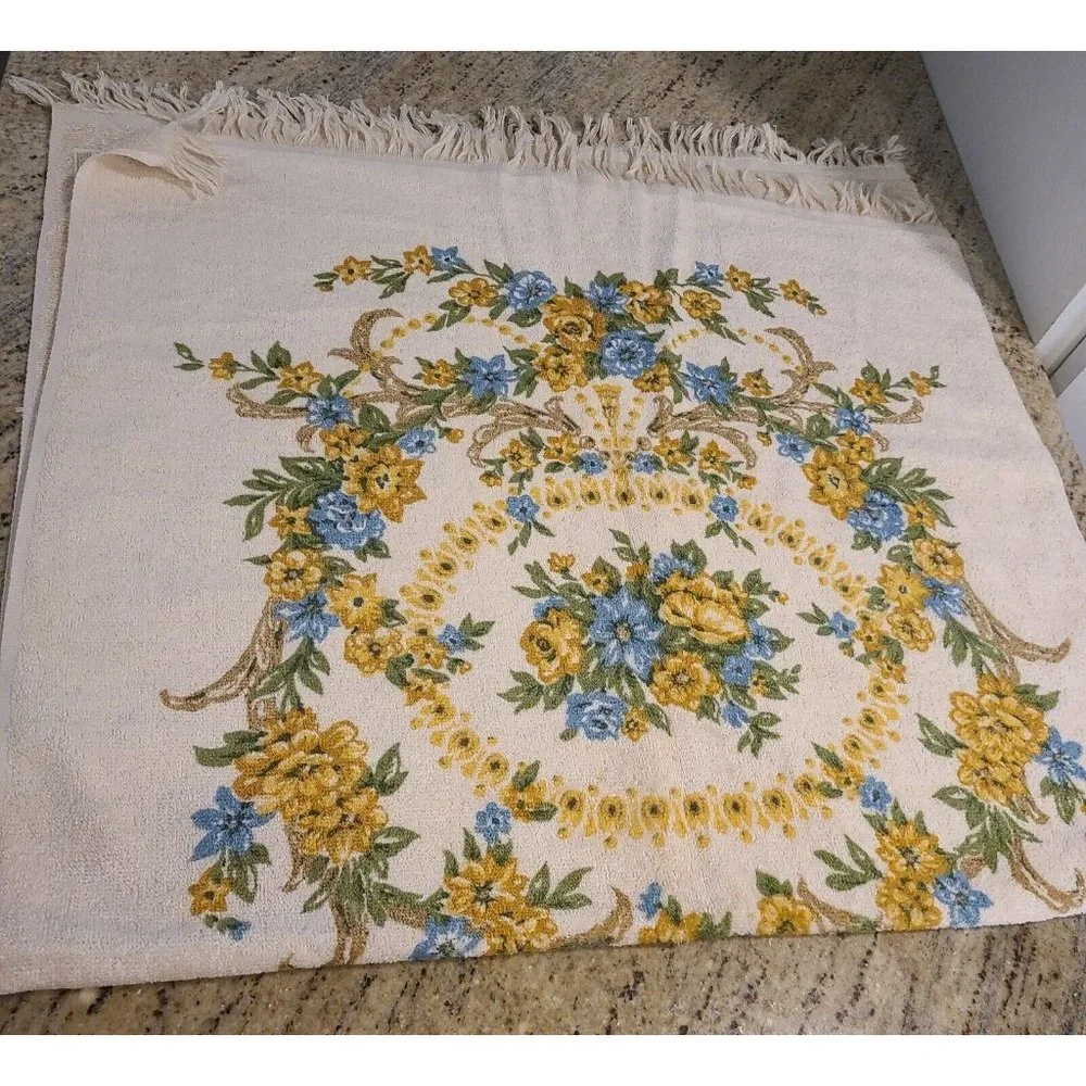 2 Vintage TASTEMAKER Bath Towel MCM Yellow Blue Floral Scroll Fringe Edge 43
